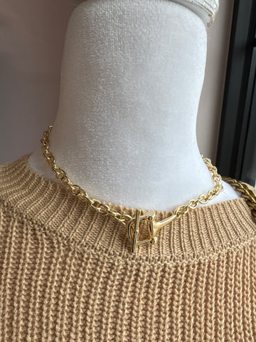 Gold Short Necklace Bit