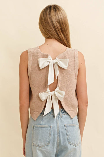 BACK BOW TIE SLEEVELESS SWEATER