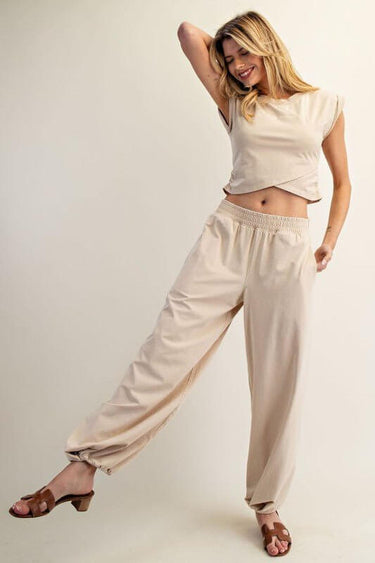 Ee:some sleeveless crop top with elastic waist lounge pants, comfortable loungewear set in soft fabric.