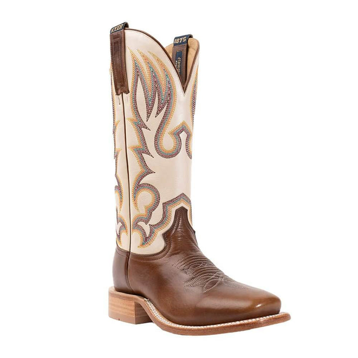HYER Augusta boots, classic leather shoes with ankle height and stylish design, perfect for casual or formal wear.
