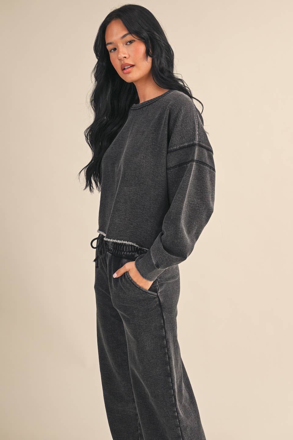 Denim Wash Cutout Back Layering Fleece-Lined Sweatshirt