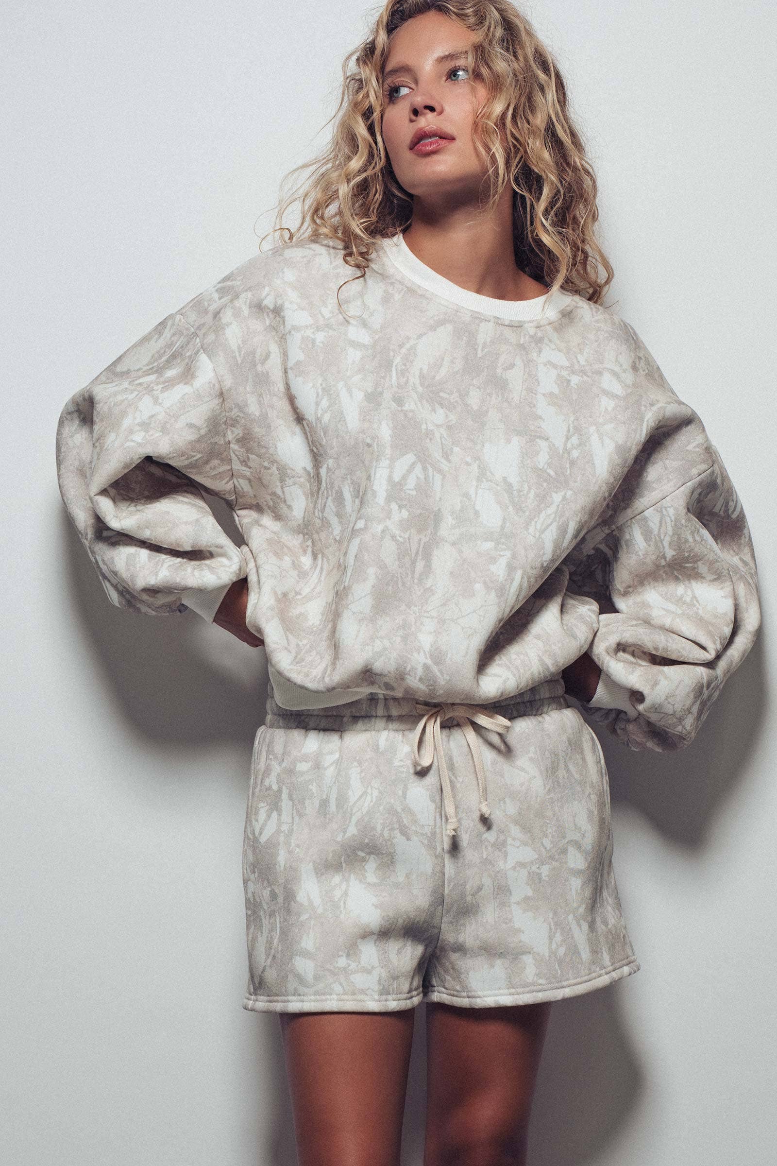 Relaxed Leaf Print Lounge Sweatshirt Set