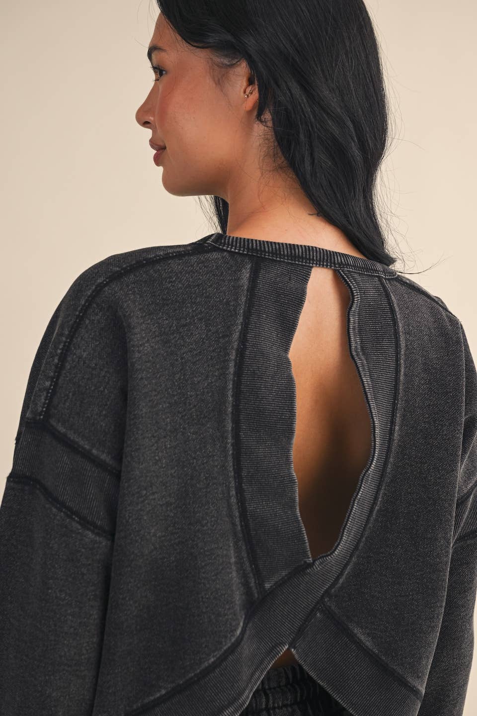 Denim Wash Cutout Back Layering Fleece-Lined Sweatshirt