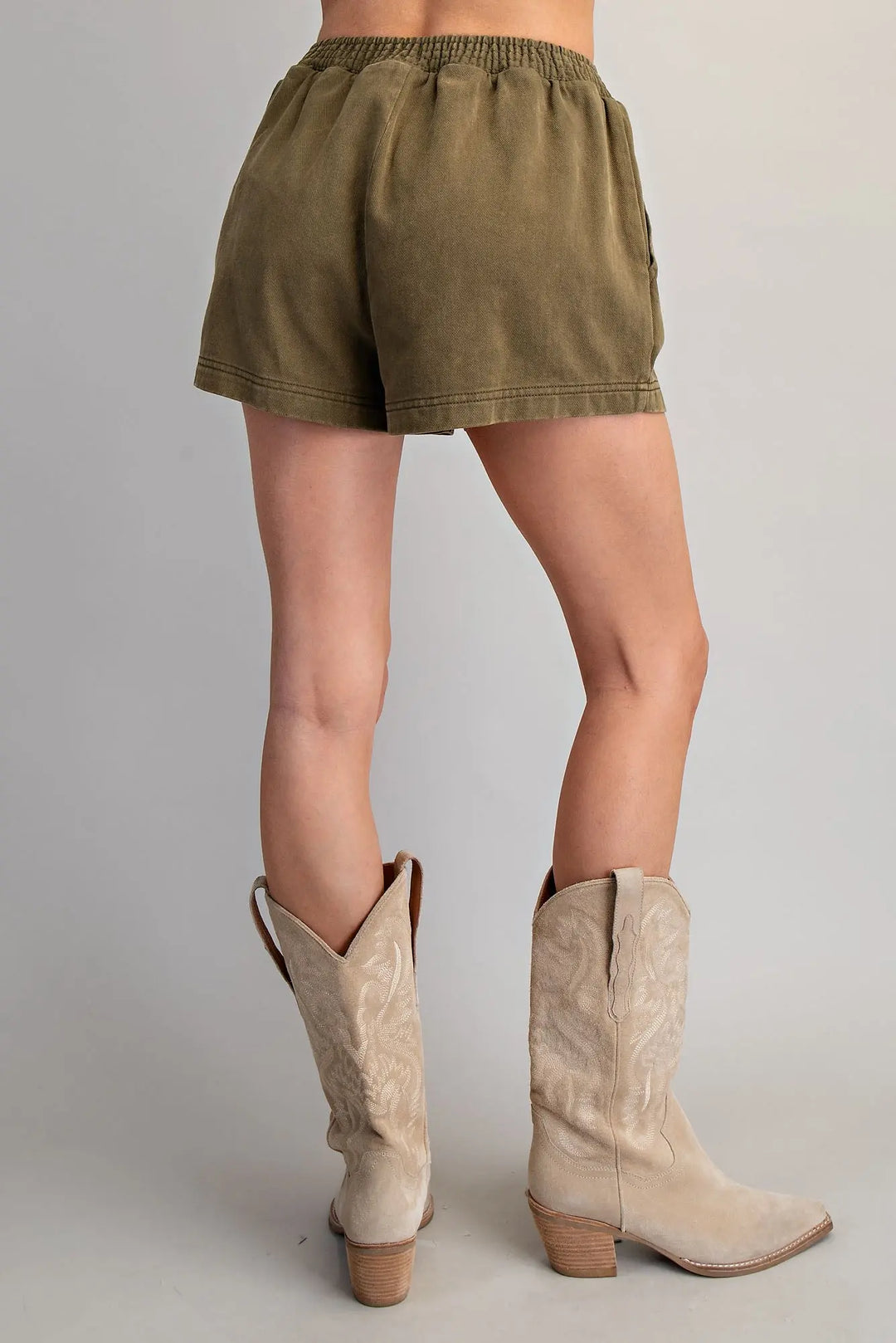 ee:some Elastic Waist Side Pocket Shorts