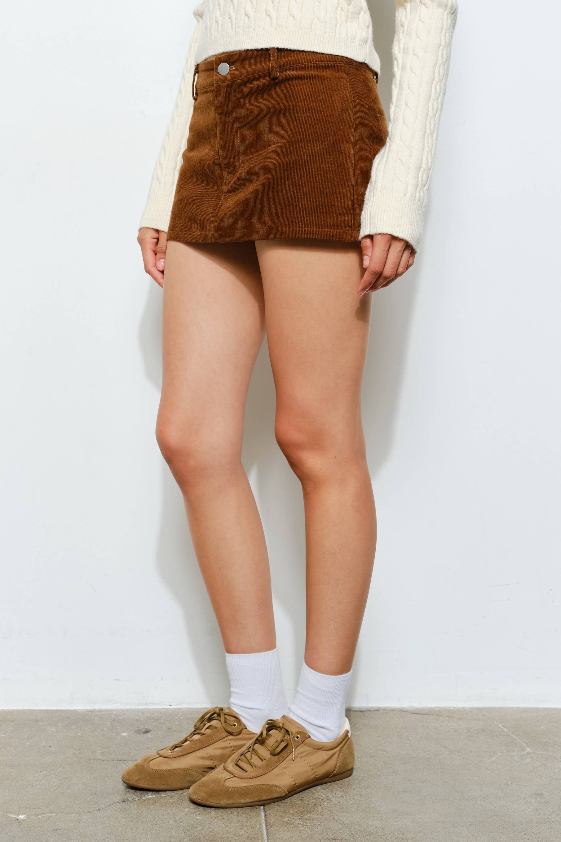 PEYTON CORDUROY SKORT - Trendy, Casual, Retro