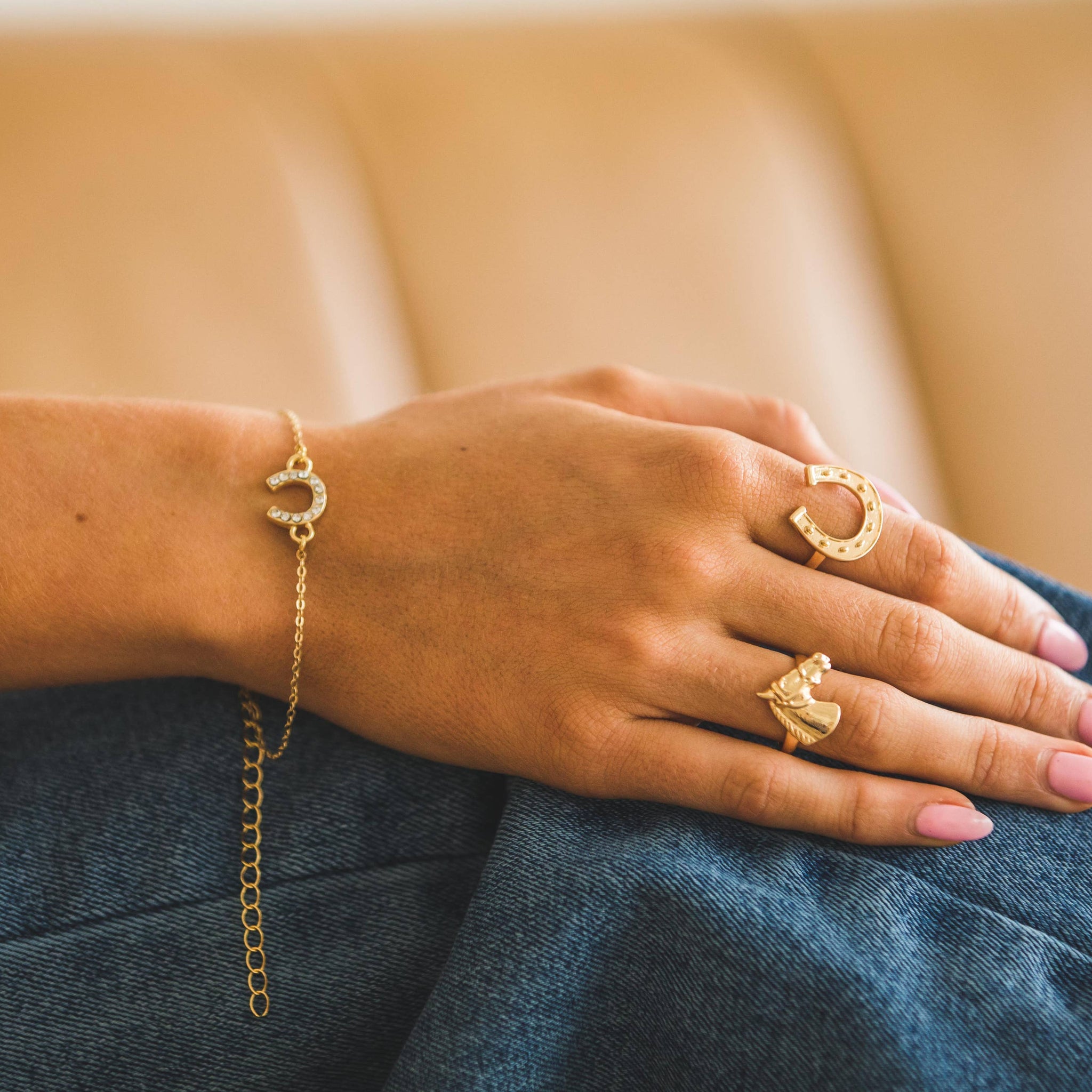 18K Gold Plated Dainty Rhinestone Horseshoe Chain Bracelet