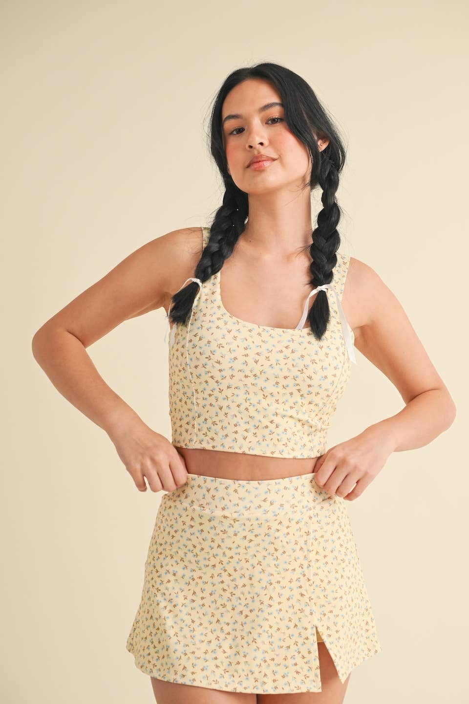 Ditsy Print Twist Back Crop Tank