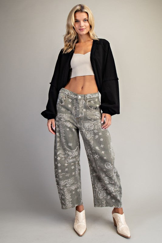 Solid Cropped Open Cardigan with Bubble Sleeves – Jungle Green & Black