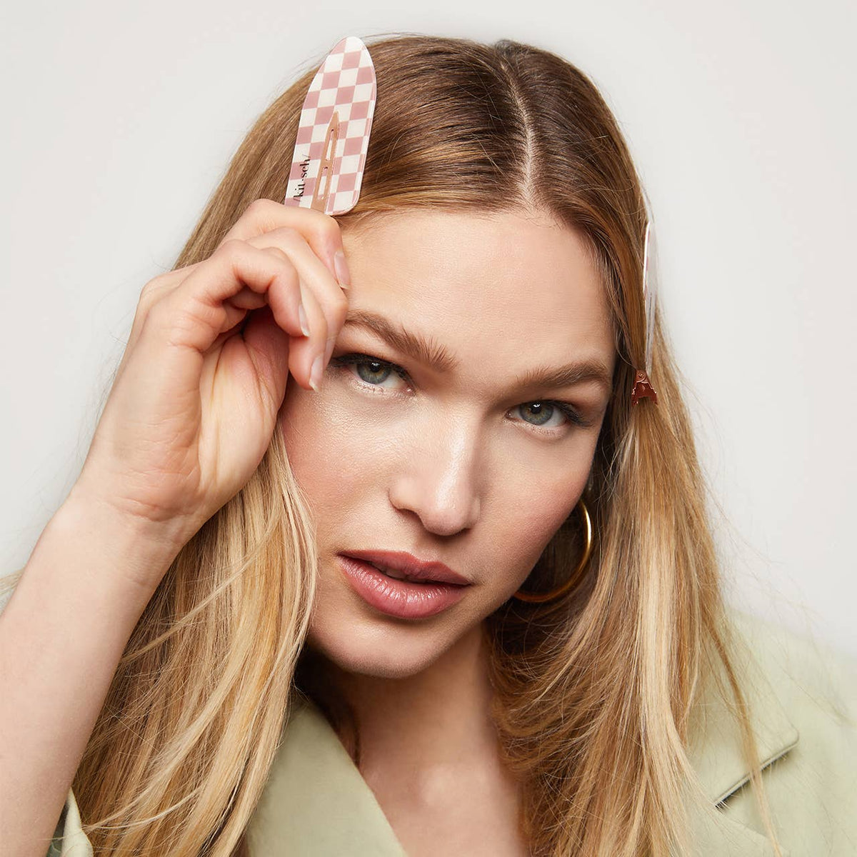 KITSCH recycled plastic XL creaseless clips in terracotta, two large hair clips with smooth, durable design for styling and hold