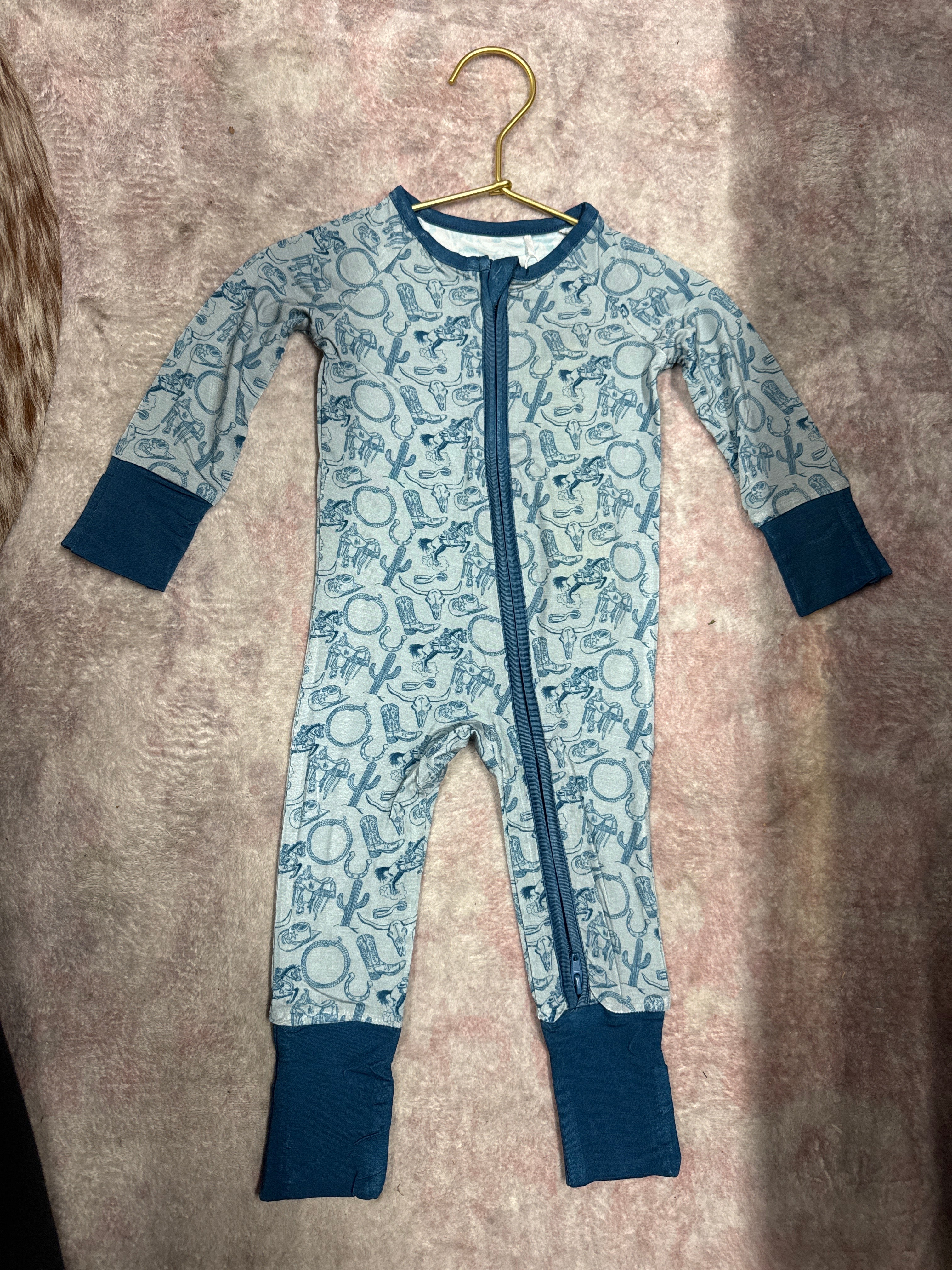 Bamboo Blue Western Sleeper