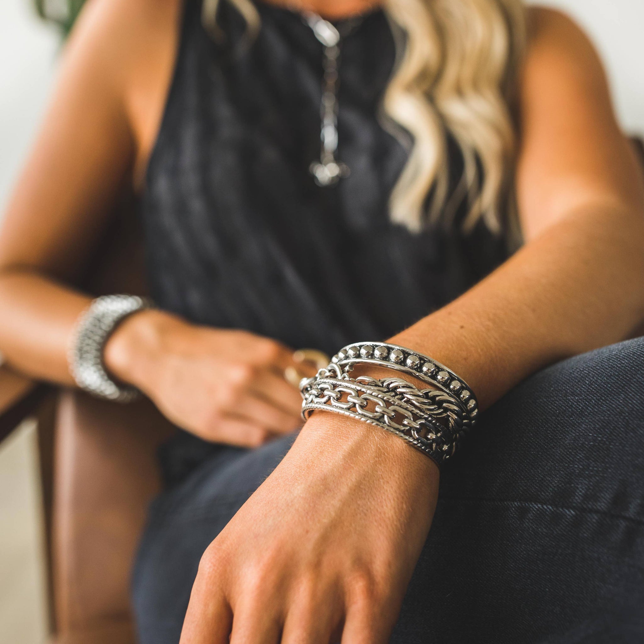 18K Gold Platted Thick Burnished Dotted Bangle