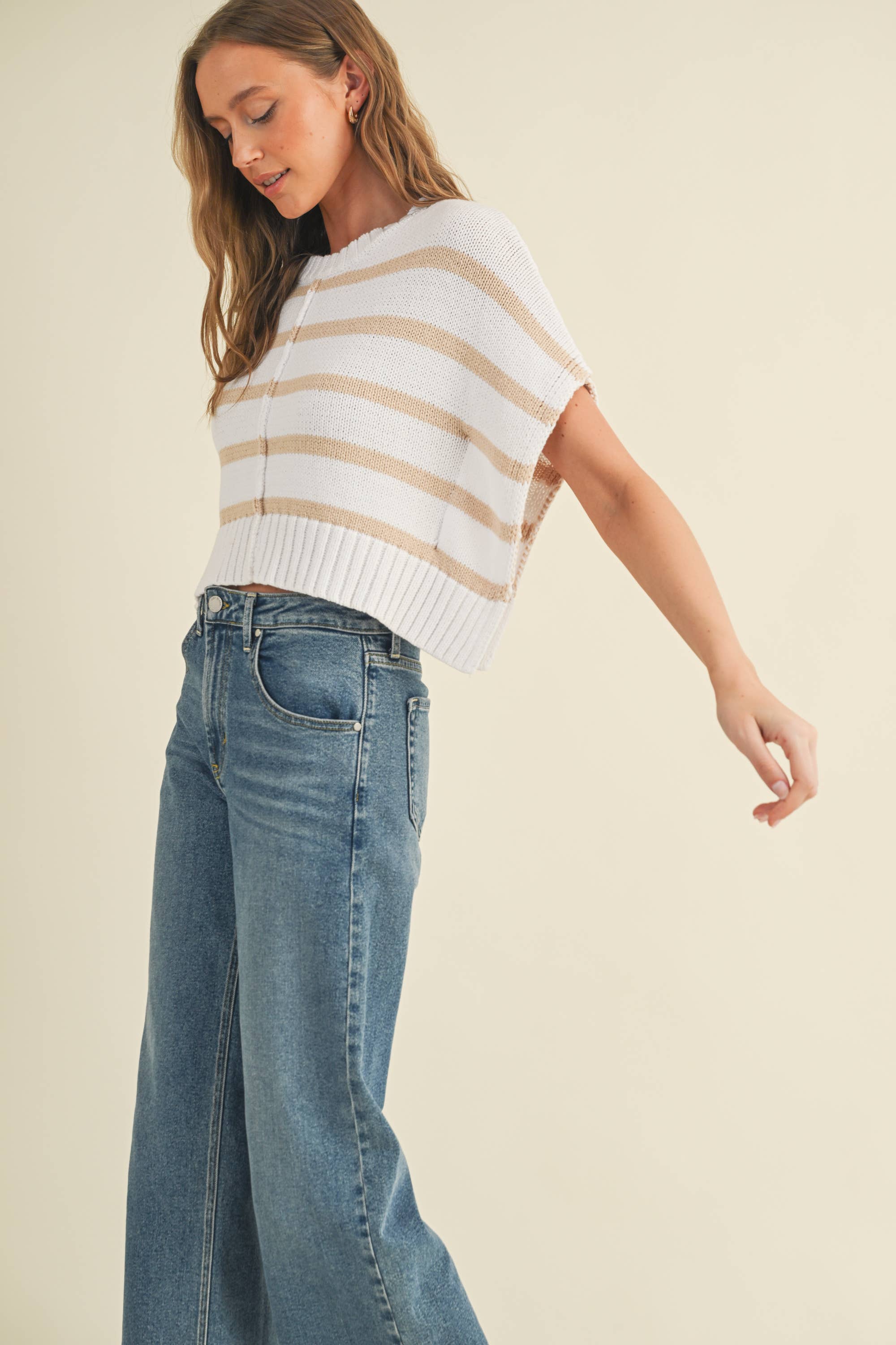 CSW13591 - STRIPED KNIT CROPPED SWEATER VEST