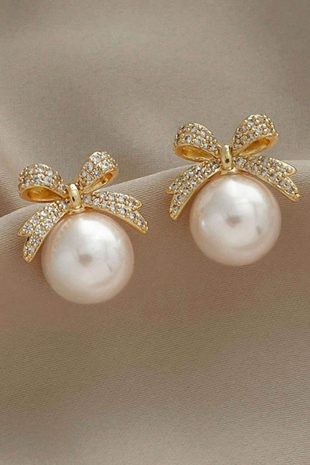 LDC Rhinestone Bowknot Pearl Earrings