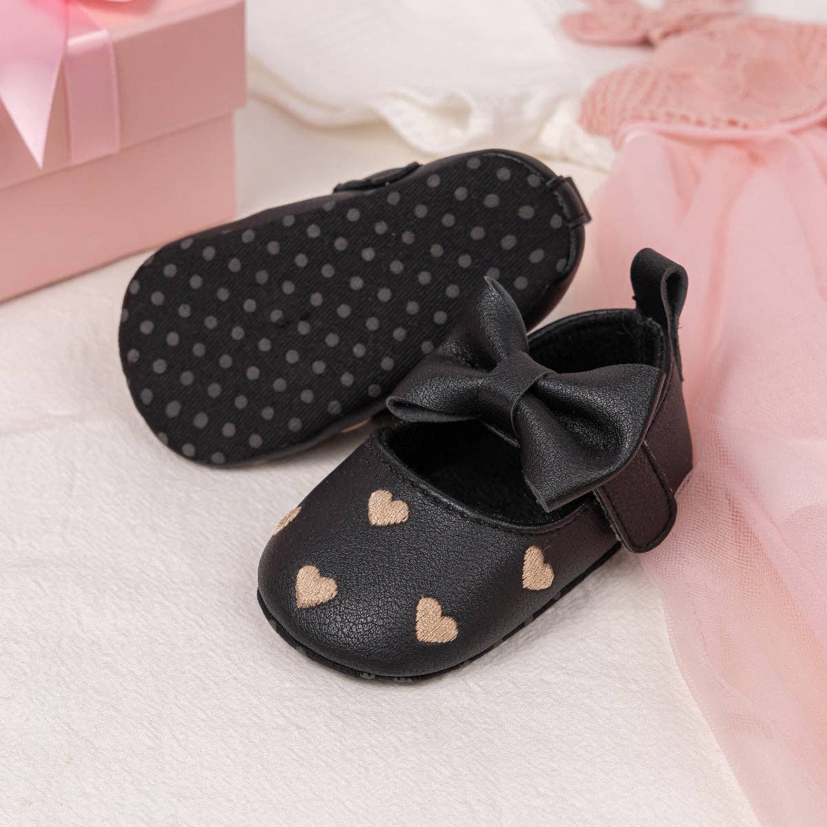 Black w/gold heart infant shoes