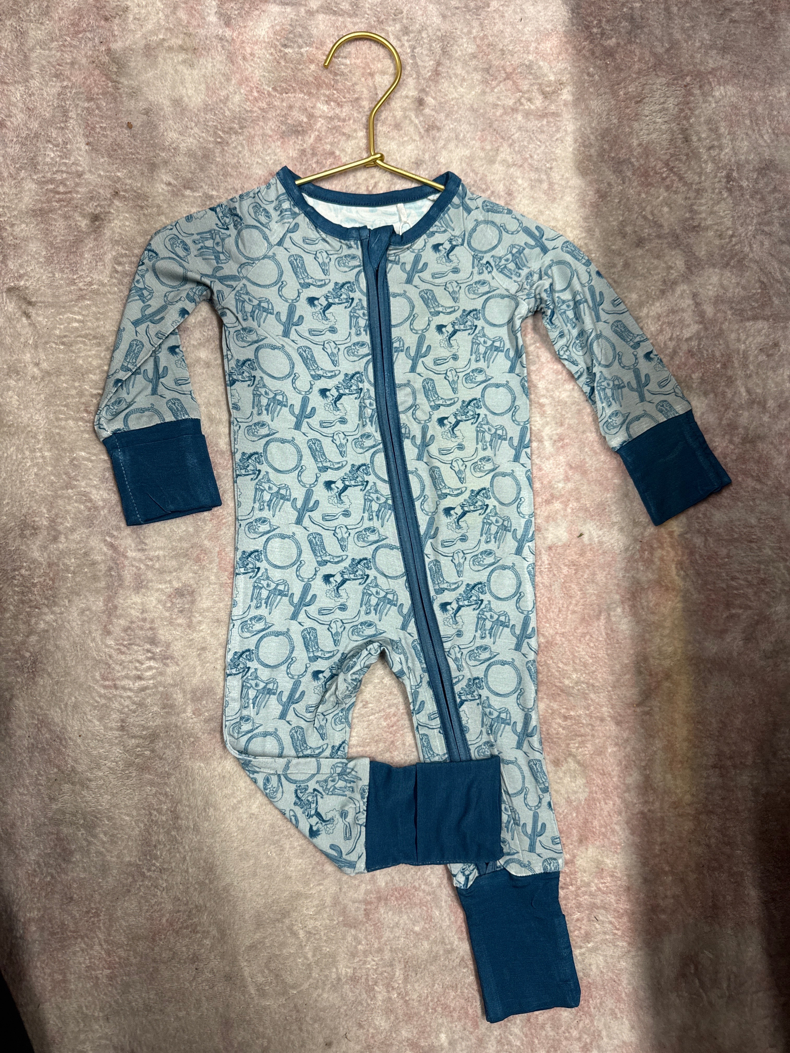 Bamboo Blue Western Sleeper