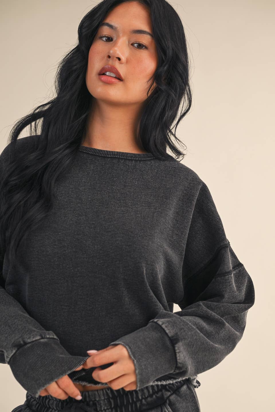 Denim Wash Cutout Back Layering Fleece-Lined Sweatshirt