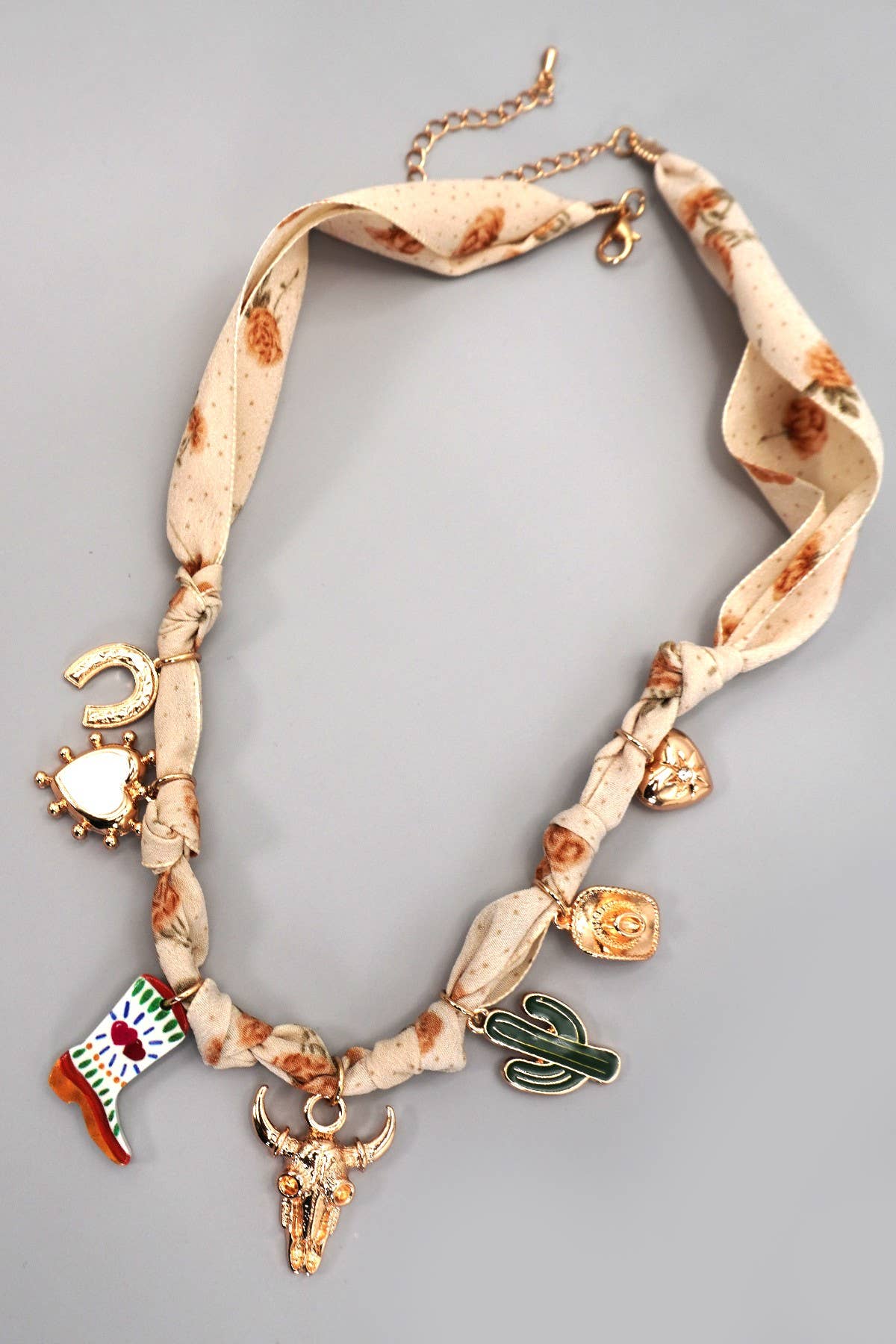 SCARF CHARM NECKLACE-BOOT CACTUS HAT HEART |