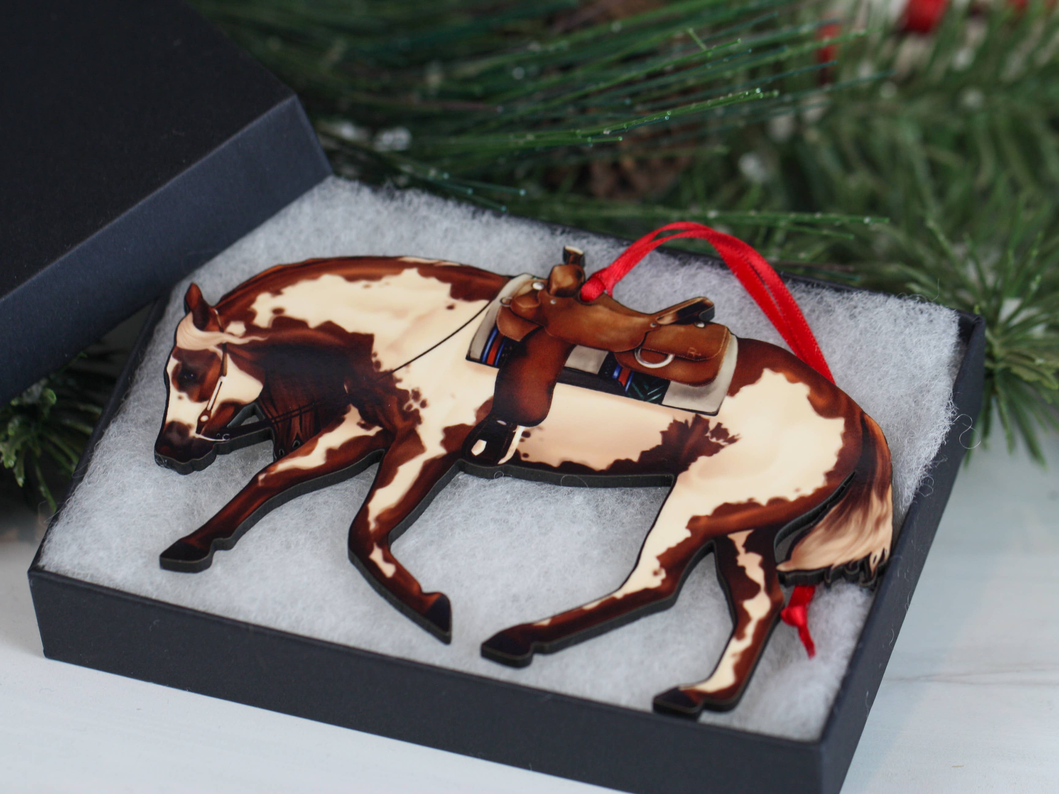 Chestnut Overo Western Riding Ranch Horse Christmas Ornament