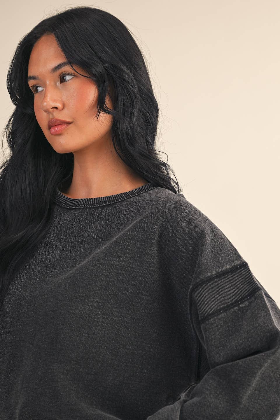 Denim Wash Cutout Back Layering Fleece-Lined Sweatshirt