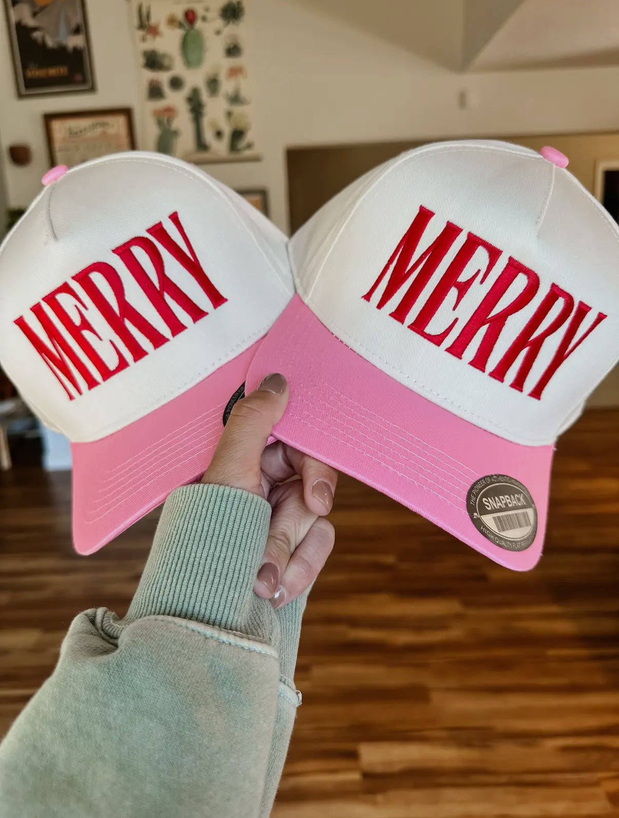 🎀 MERRY Trucker Hat 🎀