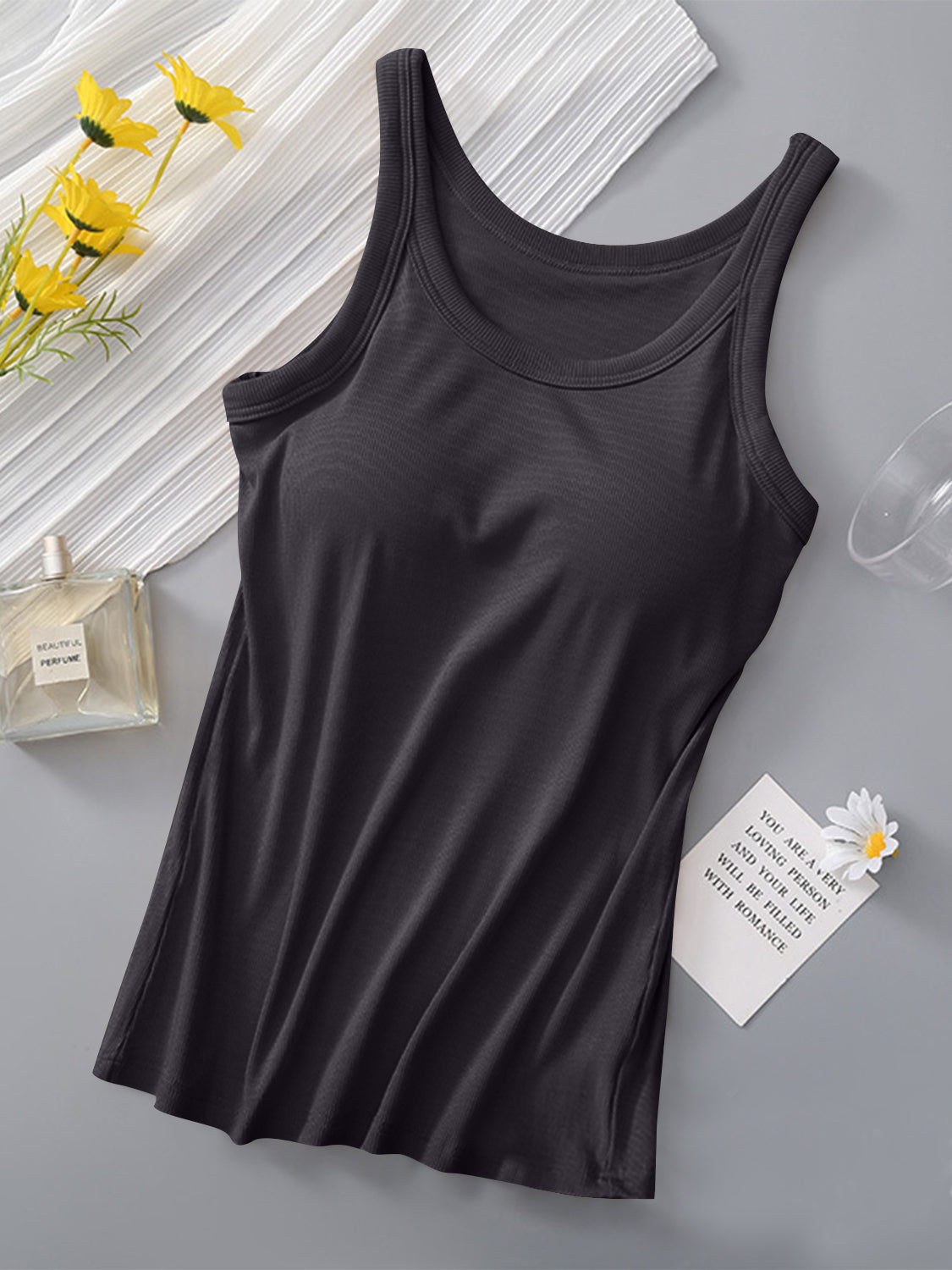 Seamless Black Ribbed Tank Top with Built-In Bra – Round Neck Sleeveless Layering Essential