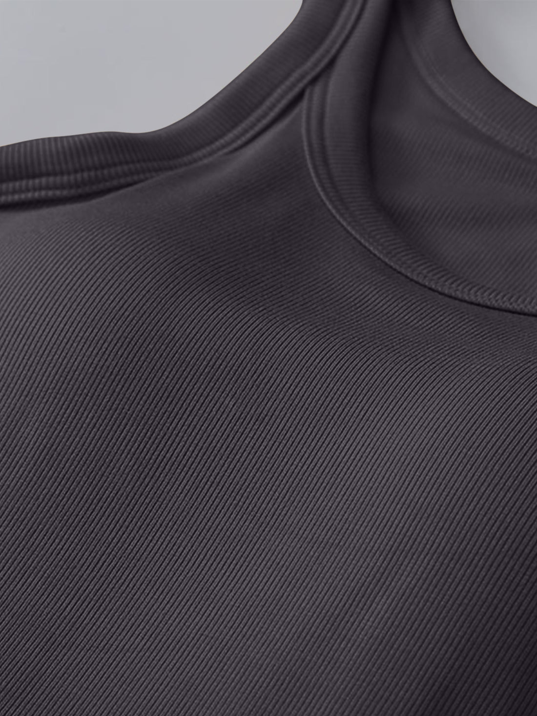 Seamless Black Ribbed Tank Top with Built-In Bra – Round Neck Sleeveless Layering Essential
