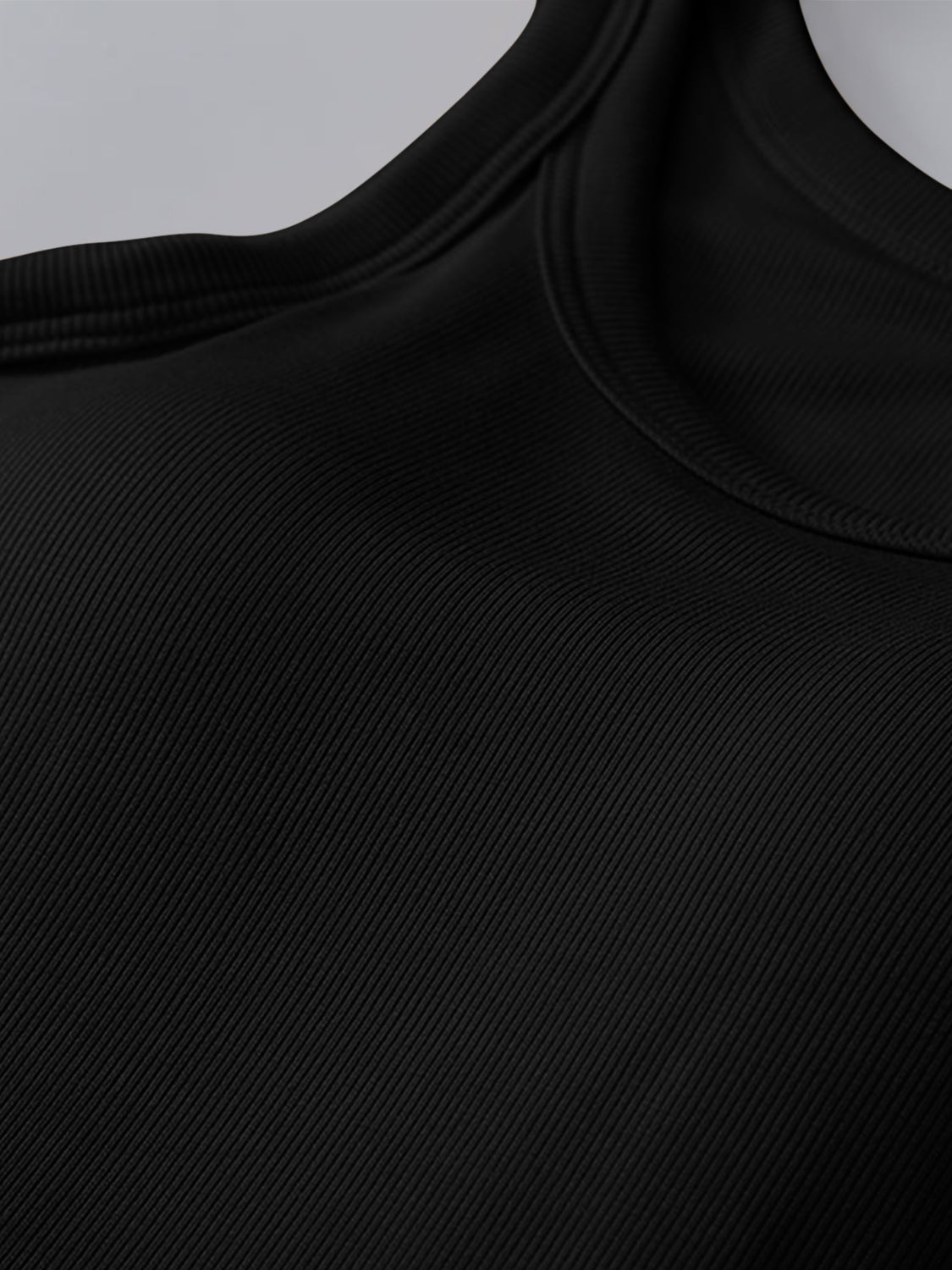 Seamless Black Ribbed Tank Top with Built-In Bra – Round Neck Sleeveless Layering Essential