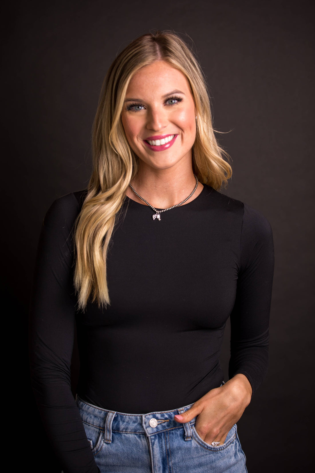 14" Dainty Faux Navajo Pearl Necklace with Horse Head Charm