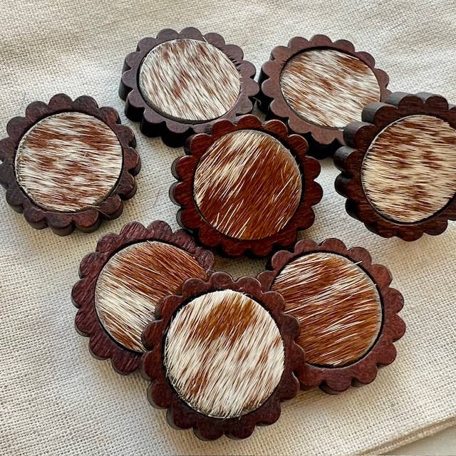 Cowhide Lapel Hat Pin wooden