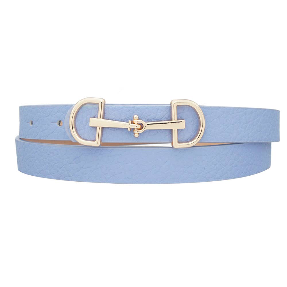 Anbfashion Lux D-ring horse bit buckle skinny women's belt in black leather, with a sleek D-shaped buckle and adjustable strap.