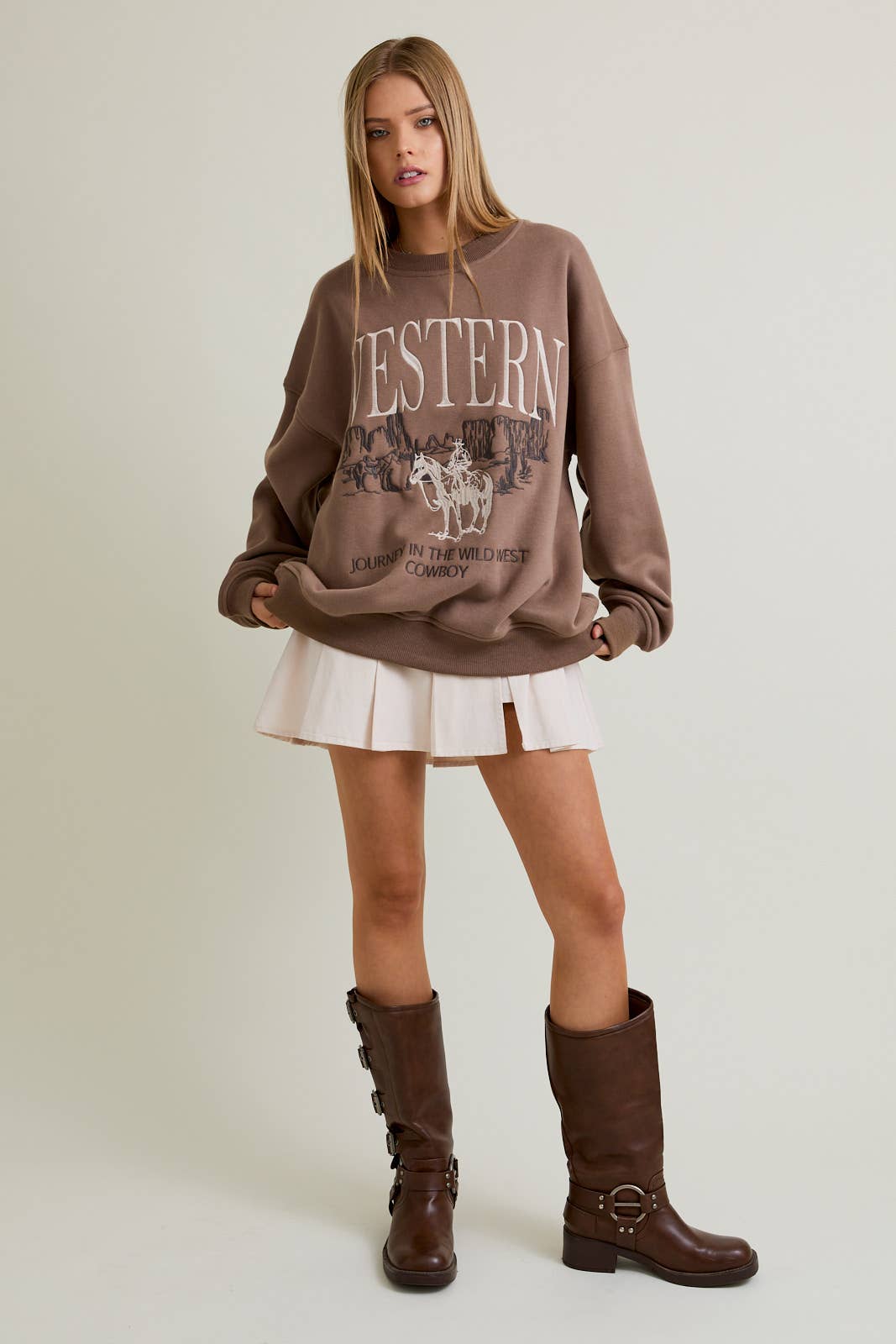 "COWBOY" EMBO LONG SLEEVE CREW NECK OVERSIZED SWEATSHIRT