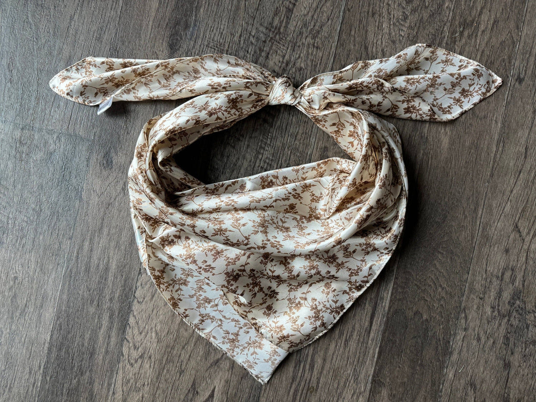 Wild Rag Tan Biege dainty floral