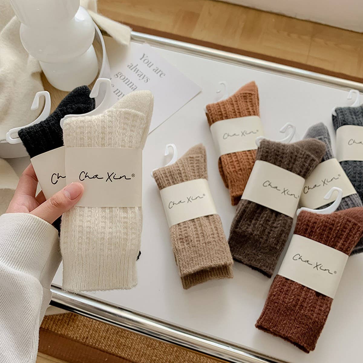 SIMPLE AND VERSATILE FASHIONABLE MID-CALF SOCKS_CWMS1069