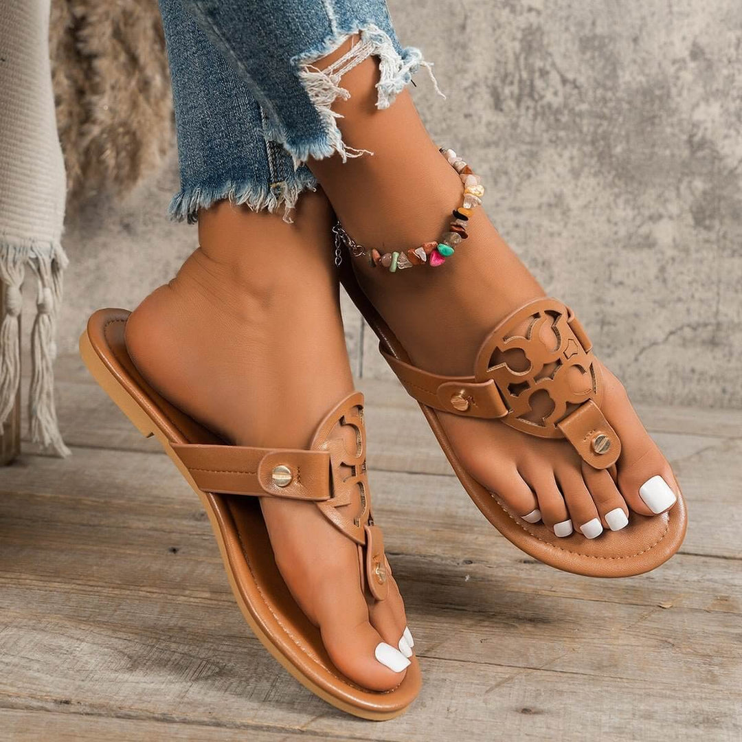 Classy Cutout Toe Post Flat Sandals - Cowgirl Charm