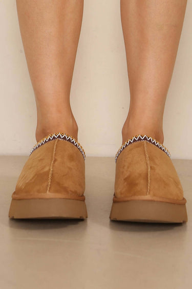 COZY SLIPPERS ANKLE BOOTS - Cowgirl Charm