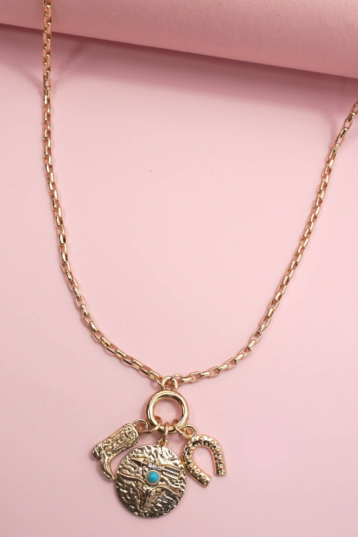 CLUSTER CHARM NECKLACE-WESTERN BOOT HORSESHOE |