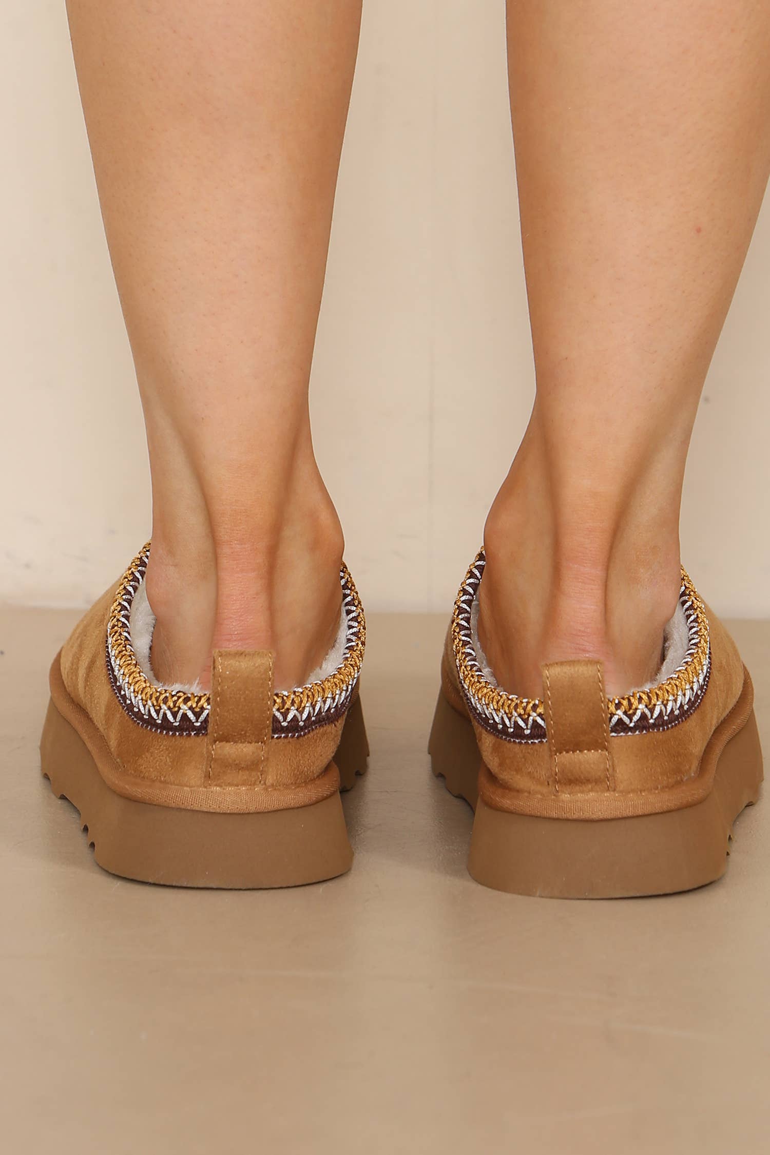 COZY SLIPPERS ANKLE BOOTS
