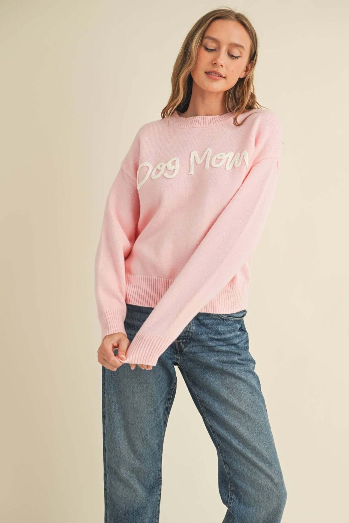 Gray Dog Mom sweater by Cloud Ten featuring a cozy knit design, perfect for dog lovers and casual wear.