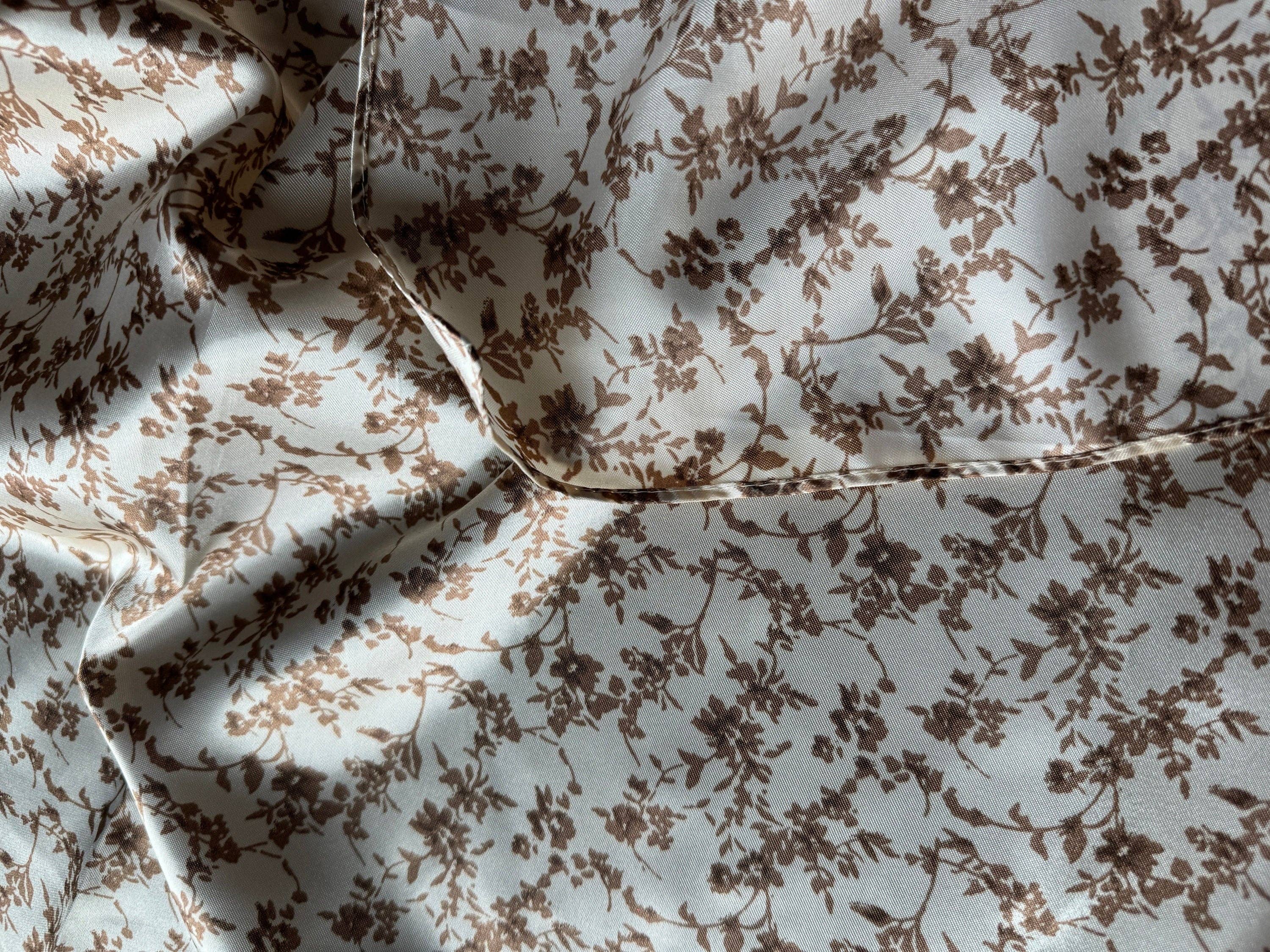 Wild Rag Tan Biege dainty floral