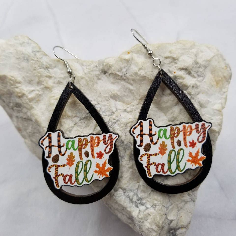 HAPPY FALL Hollow Wood Earrings
