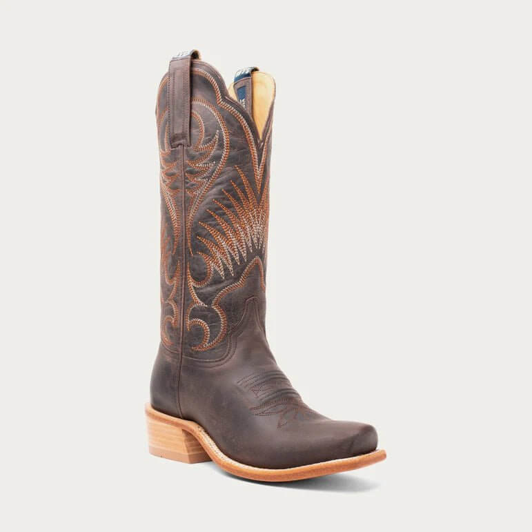HYER Leawood boots featuring a sleek design, ankle height, and stylish leather finish, perfect for casual or formal wear.
