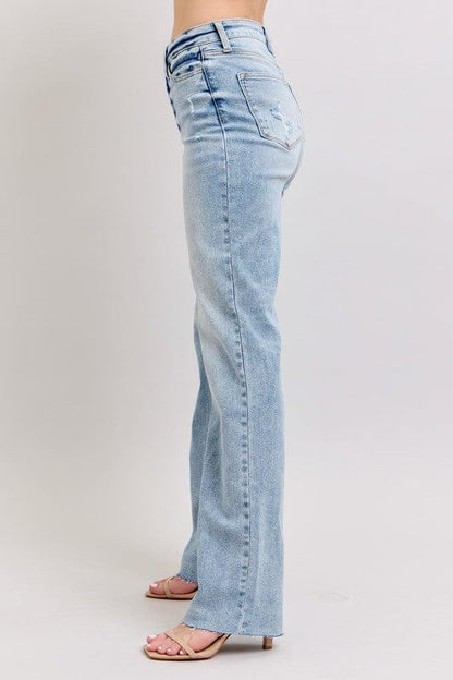 Judy Blue high waist light wash dad jeans with relaxed fit, showcasing classic denim style and casual fit.