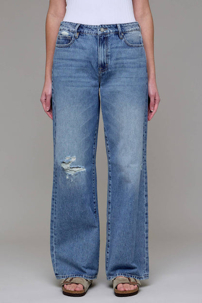 Light blue Logan Classic Relaxed Dad Jeans by Hidden Jeans, showcasing a relaxed fit and classic denim style.