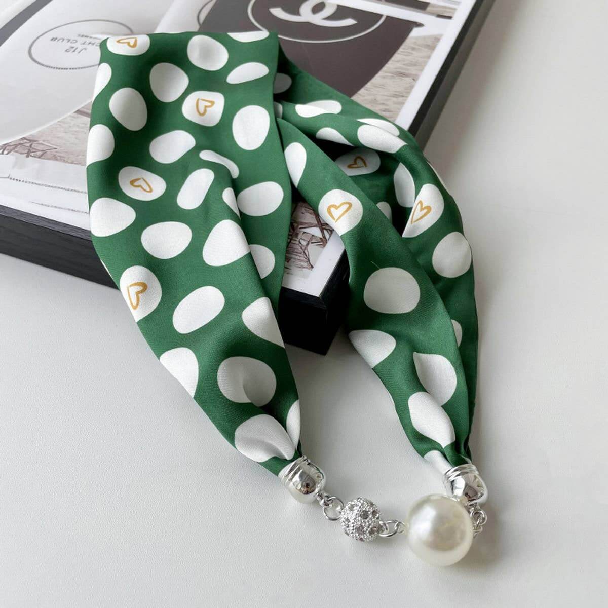 Elegant magnetic silk scarf necklace by ACCITY, stylish neck wrap accessory with a smooth, luxurious silk finish.