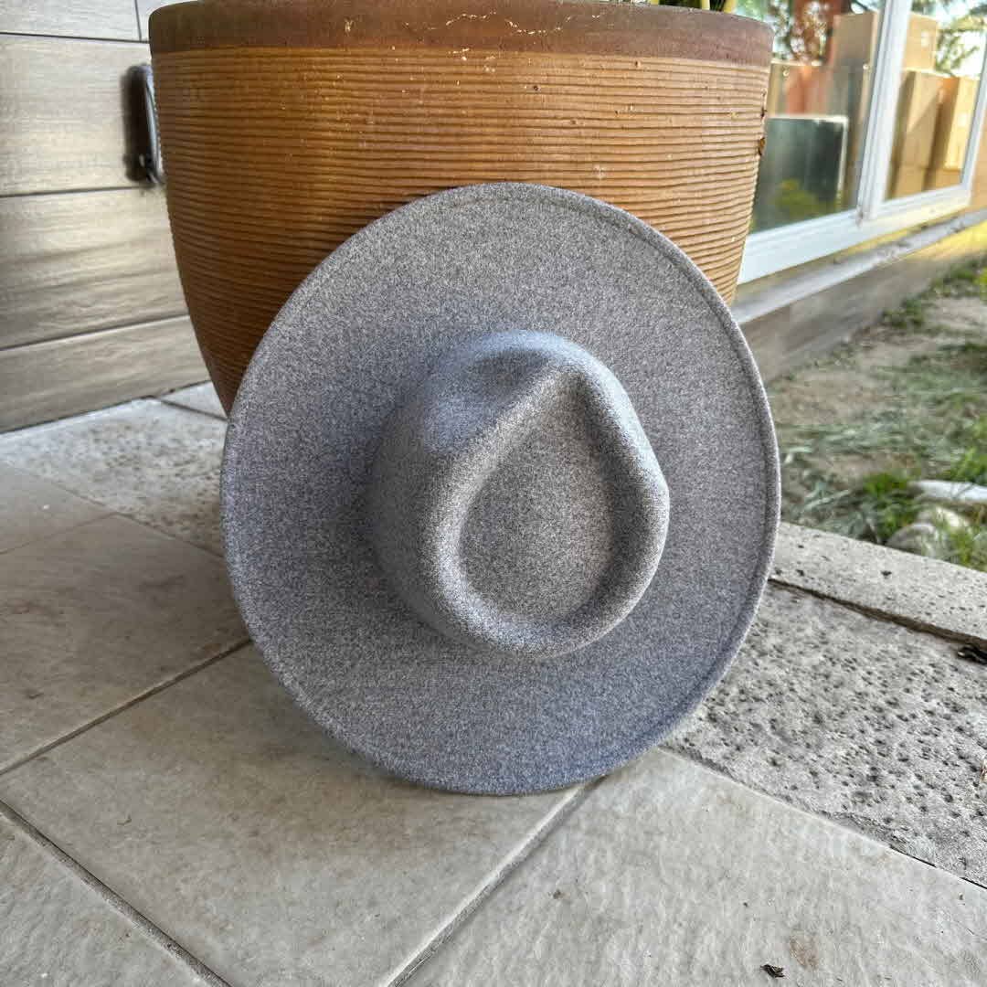 Vegan Felt Rancher Hat by Queens INC in 25+ colors, showcasing a stylish wide-brim hat made from eco-friendly felt material.