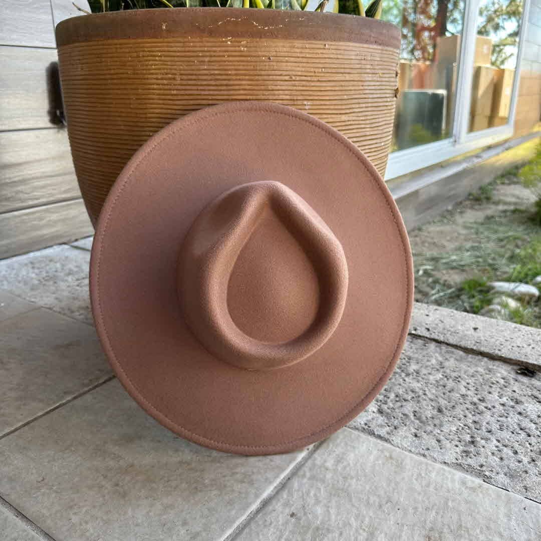 Vegan felt rancher hat in various colors, stylish wide-brim accessory by Queens INC, perfect for casual or outdoor wear.