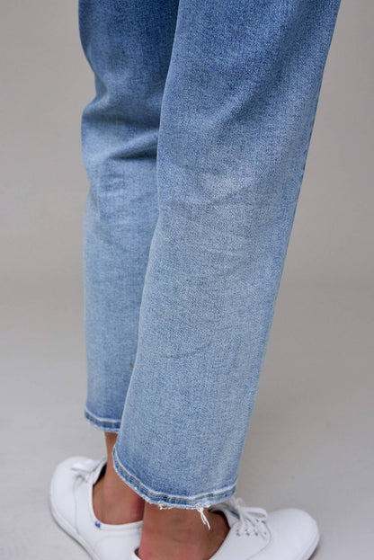 Hidden Jeans Tracey Clean Stretch 28-inch inseam straight jeans, showcasing fitted denim with a clean, classic design.