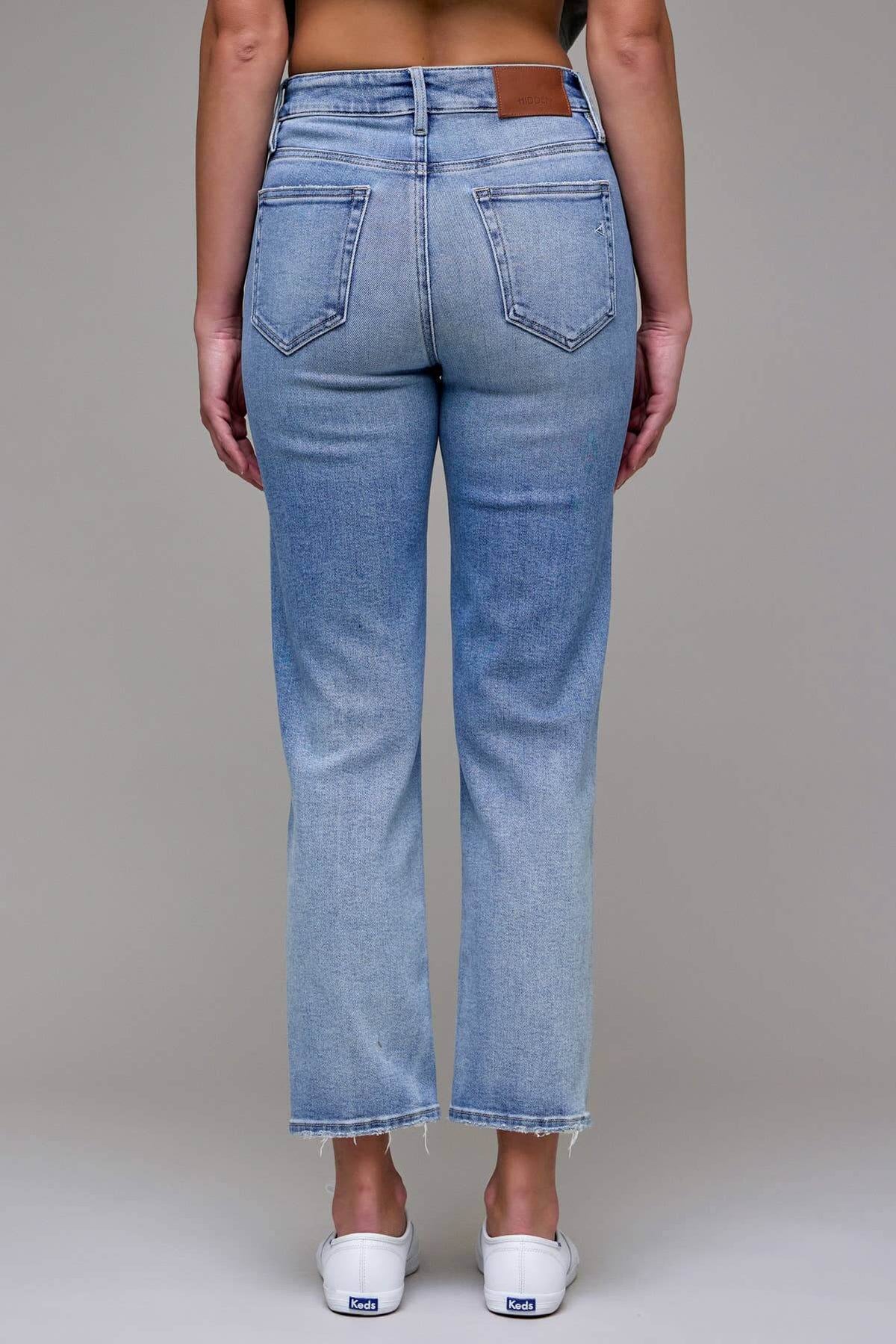 Hidden Jeans Tracey Clean Stretch 28-inch inseam straight jeans shown in a natural pose, highlighting the fit and clean design.